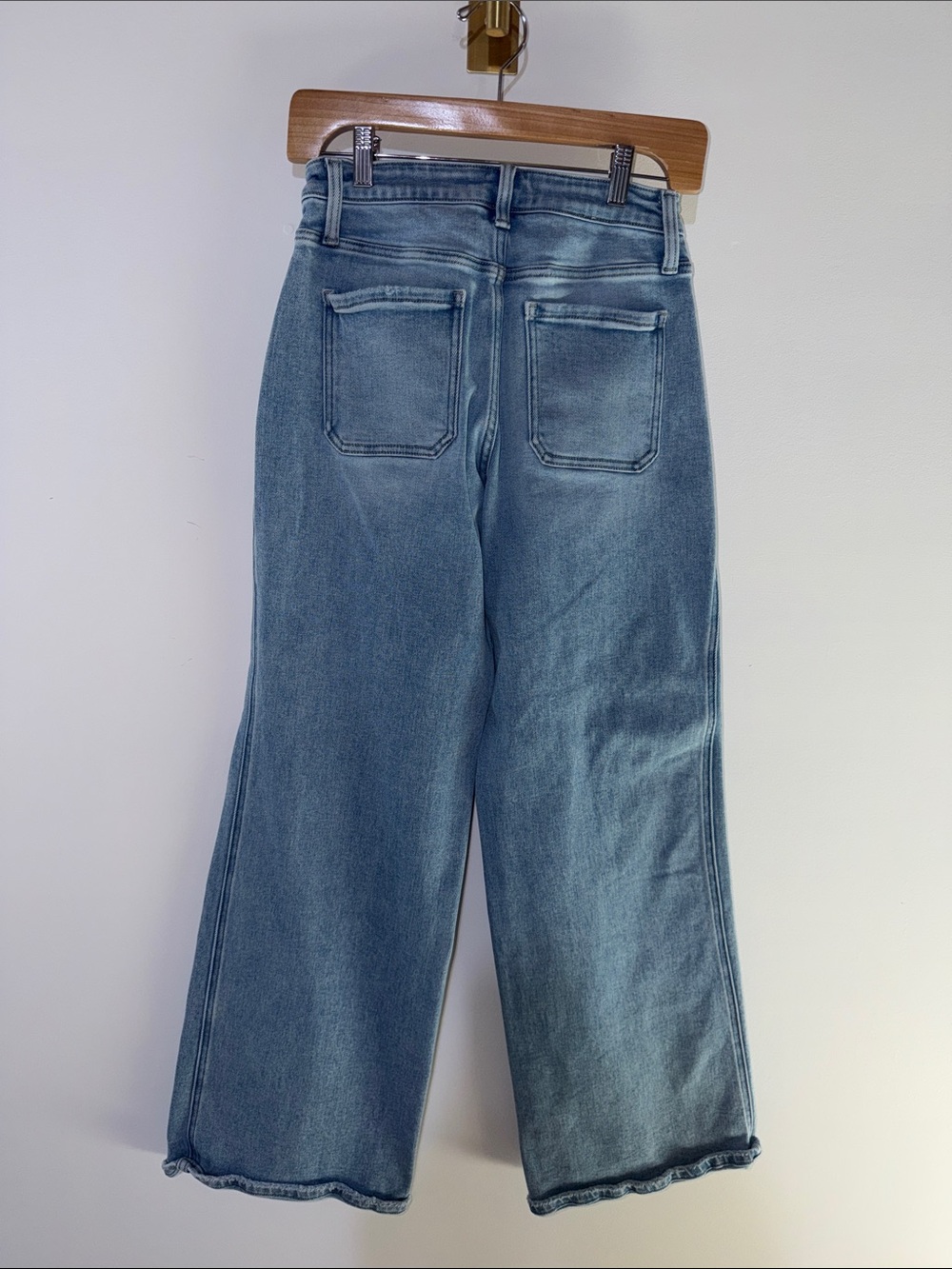 Flying Monkey Apus - High Rise Patch Pocket Wide Leg Jeans size 26” - Picture 6 of 8